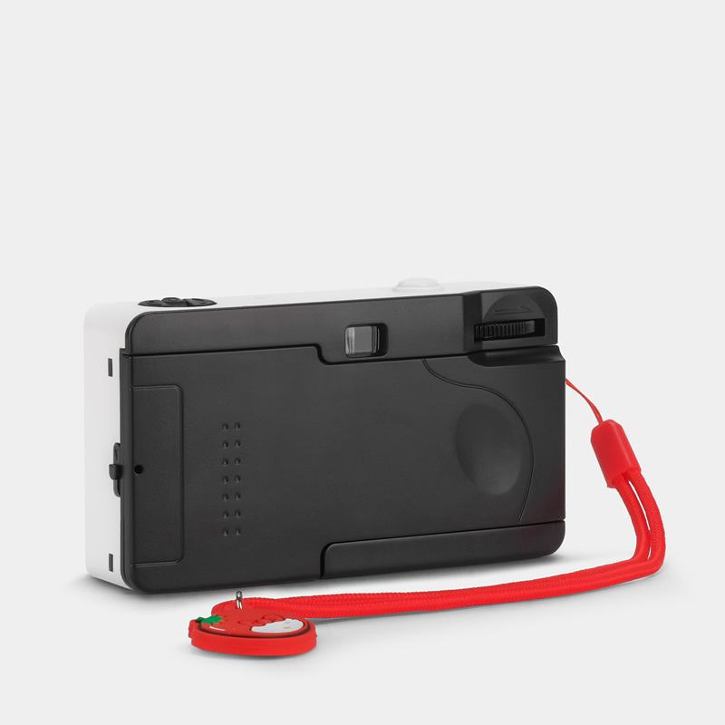 Accessories Sanrio Hello Kitty Tomatoes 35mm Camera  Saudi Arabia |  ZR3705891