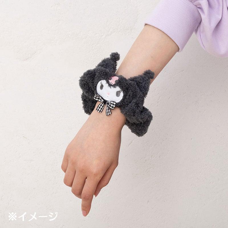 Accessories Sanrio Kuromi Cozy Plush (Gingham Bow) Scrunchie  Saudi Arabia |  GD1582906