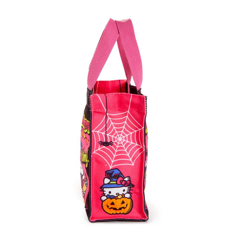 Bags Sanrio Hello Kitty 2024 Halloween Glow-in-the-Dark Treat Bags  Saudi Arabia |  HN2756481