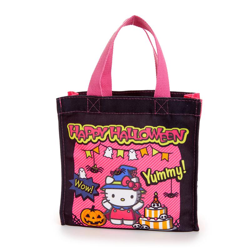 Bags Sanrio Hello Kitty 2024 Halloween Glow-in-the-Dark Treat Bags  Saudi Arabia |  HN2756481
