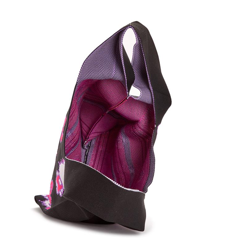 Bags Sanrio Hello Kitty Black Knit (Retro Pixel Series) Shopper Bag  Saudi Arabia |  SG6520937