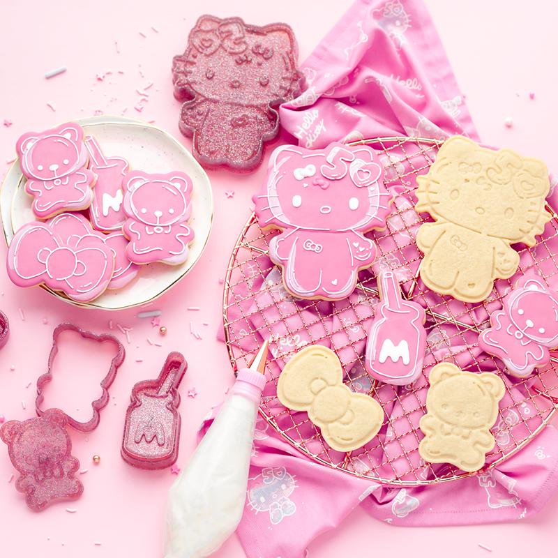 Sanrio Characters Sanrio Hello Kitty 50th Anniversary Cookie Stamp and Frosting Set Cookie  Saudi Arabia |  QO9137584