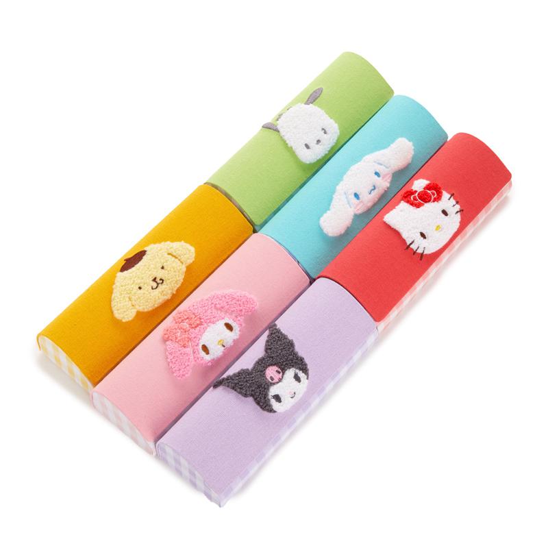 Sanrio Characters Sanrio Hello Kitty Chenille Gingham Eyewear Cases  Saudi Arabia |  CW8064257