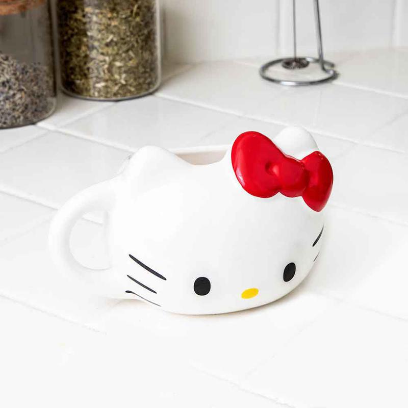 Sanrio Characters Sanrio Hello Kitty Face Sculpted (Red) Mug  Saudi Arabia |  WG1947385