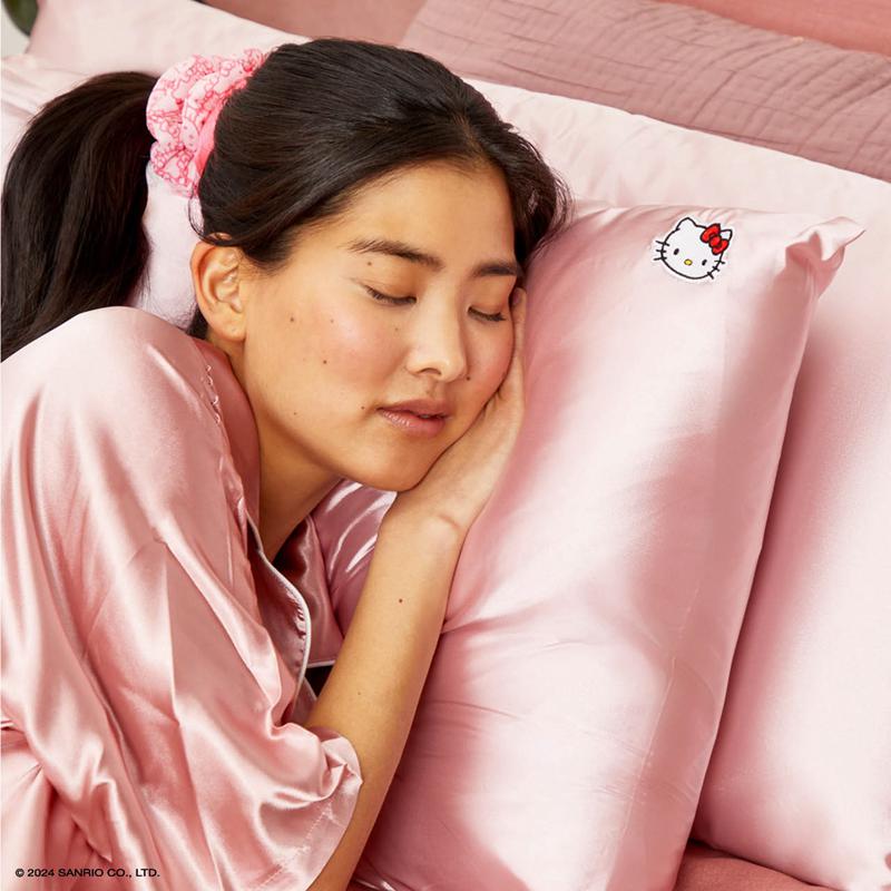 Sanrio Characters Sanrio Hello Kitty x Kitsch Facecase (Solid Pink) Pillow  Saudi Arabia |  OC5208973