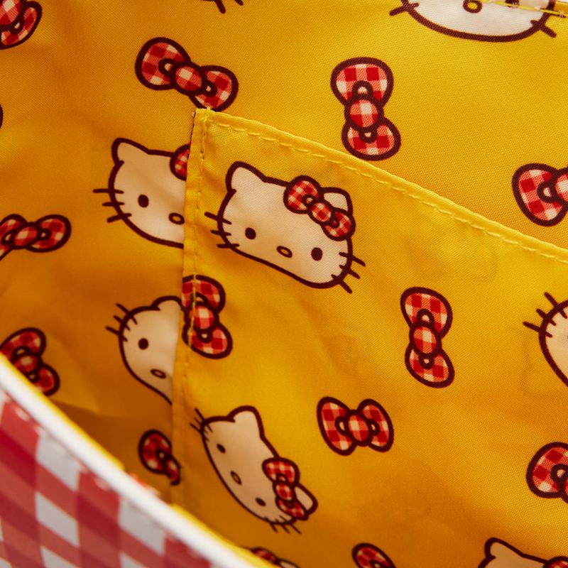 Sanrio Characters Sanrio Hello Kitty x Loungefly Gingham Crossbody Bag  Saudi Arabia |  GJ4289567