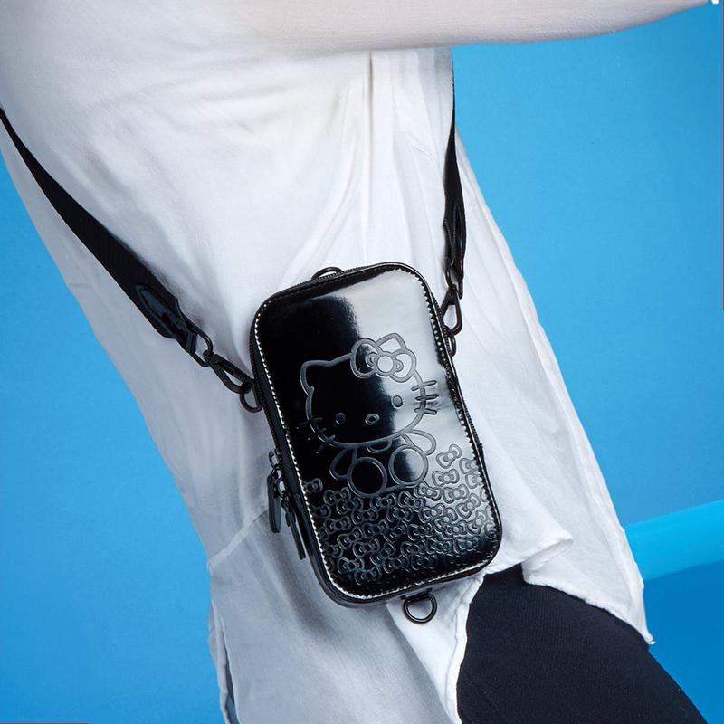 Sanrio Characters Sanrio Hello Kitty x Sonix Universal Phone (Black) Pouch  Saudi Arabia |  XG4957860